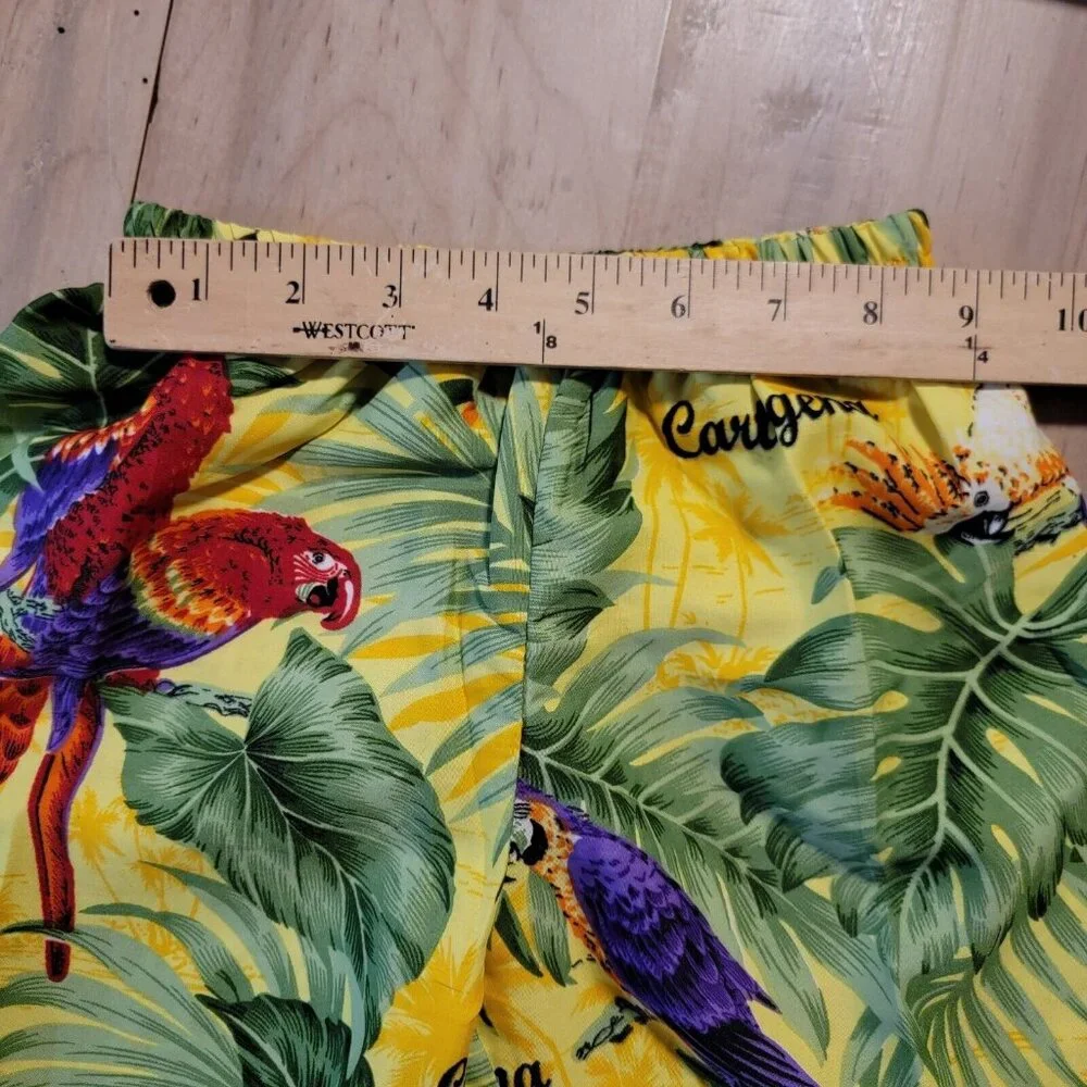 Vintage YMLA Shorts Set Cartegena Colombia Tropical Parrots Silk Feel Sz Boys 10